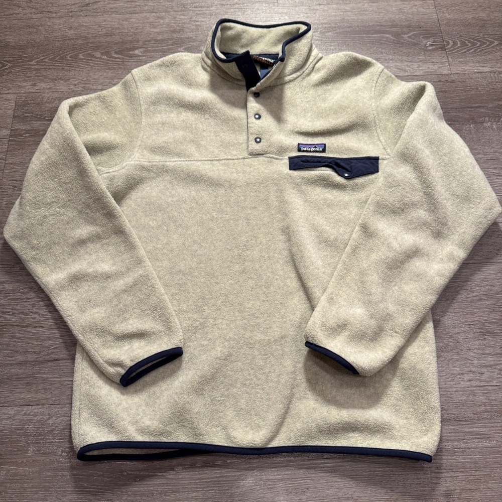 Patagonia Synchilla Sweater Mens Small Oat Beige Fleece Snap Pocket Pullover